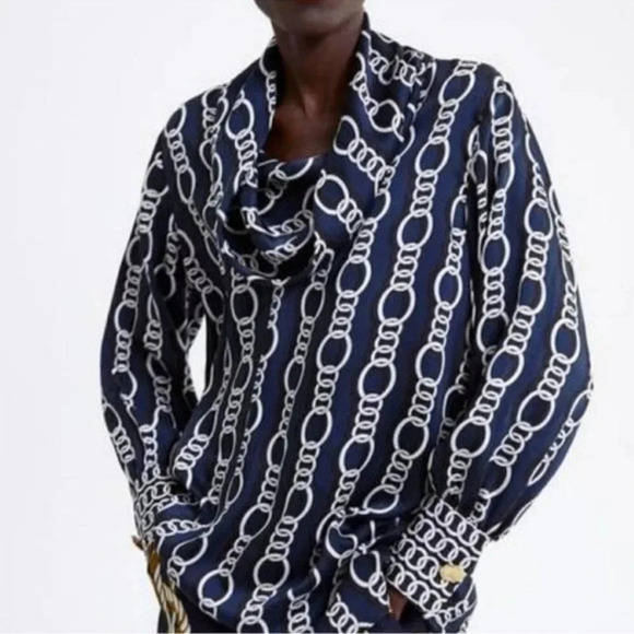 Zara Chain Link Satin Top - Picture 2 of 10